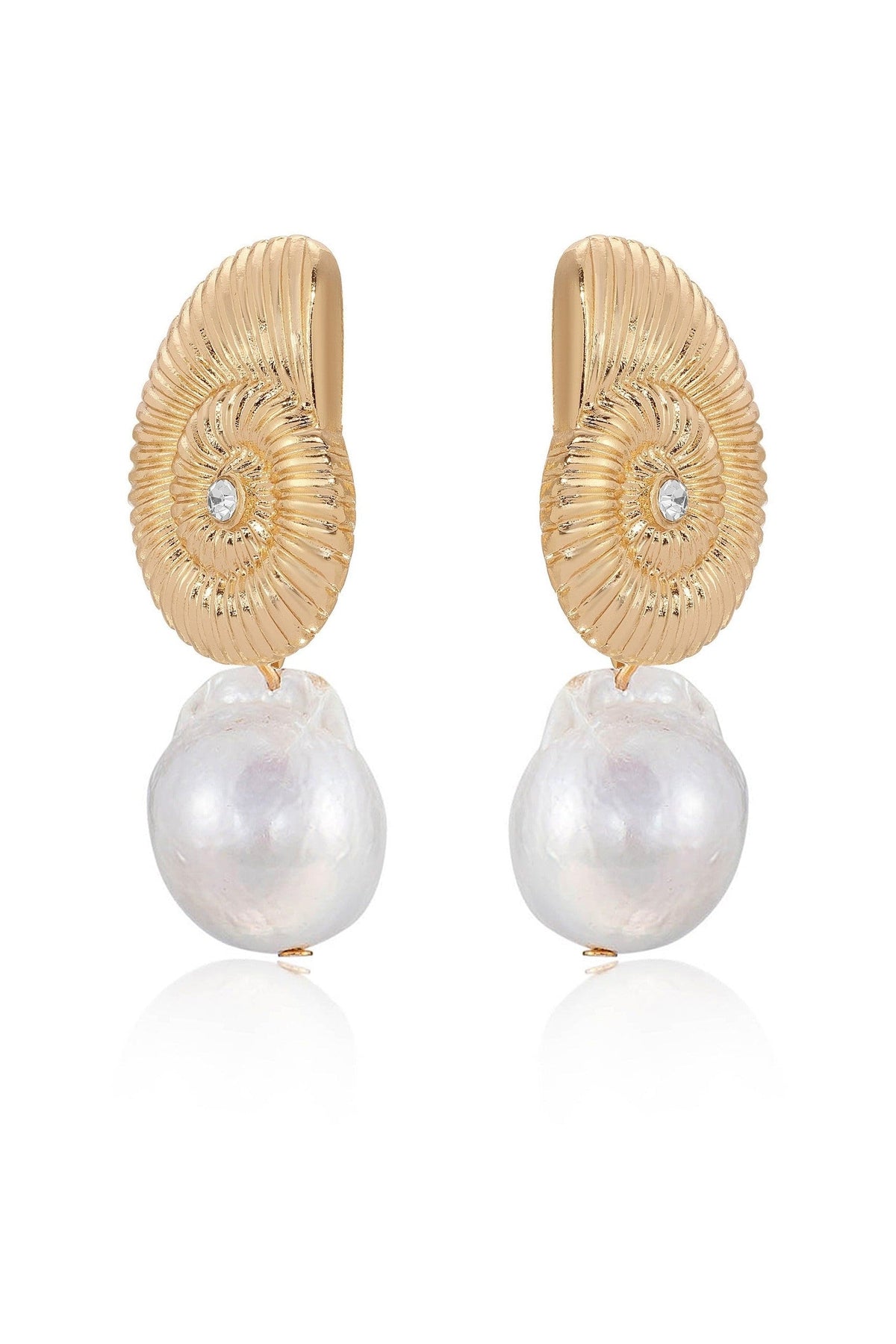 Pearl Shell Earrings - 18k Gold Plated