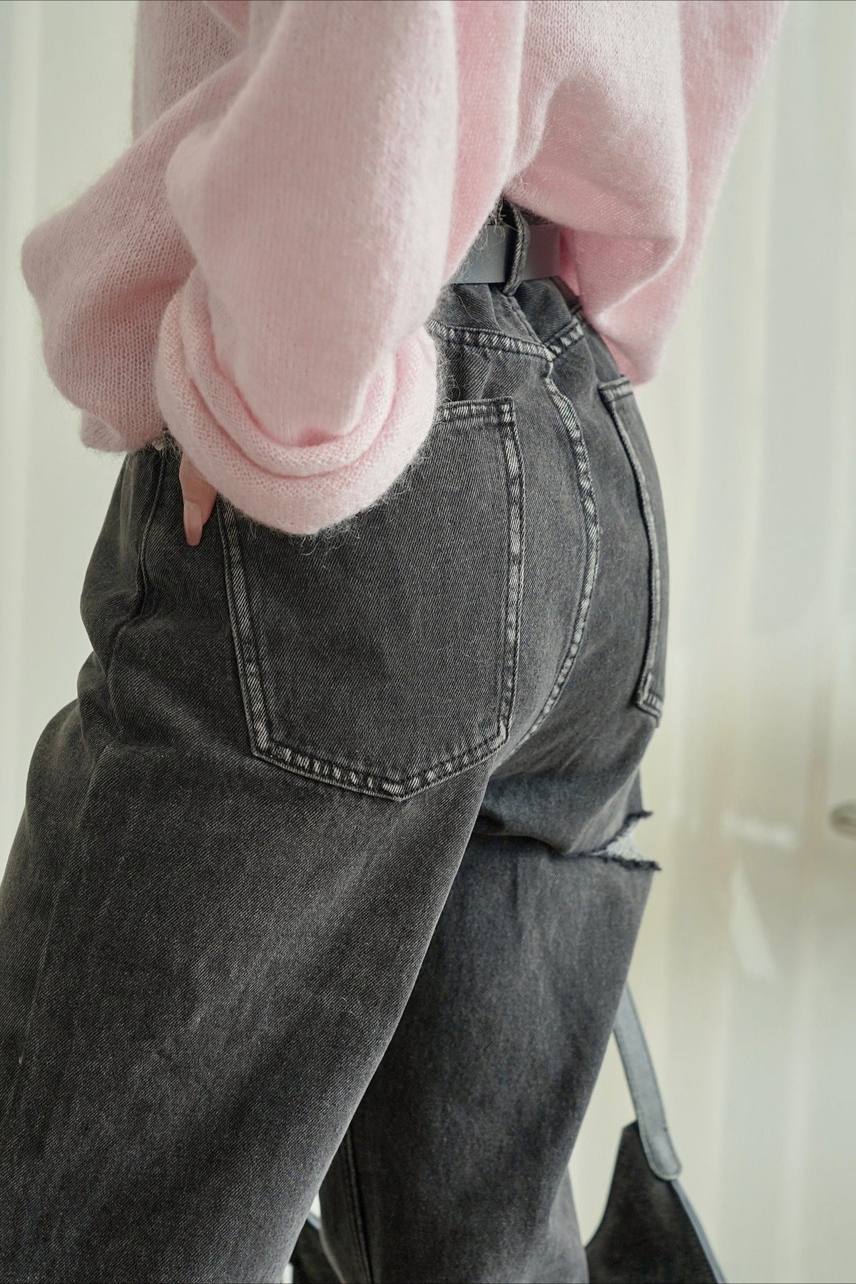 Loose Fit Ripped Wide Leg Jeans