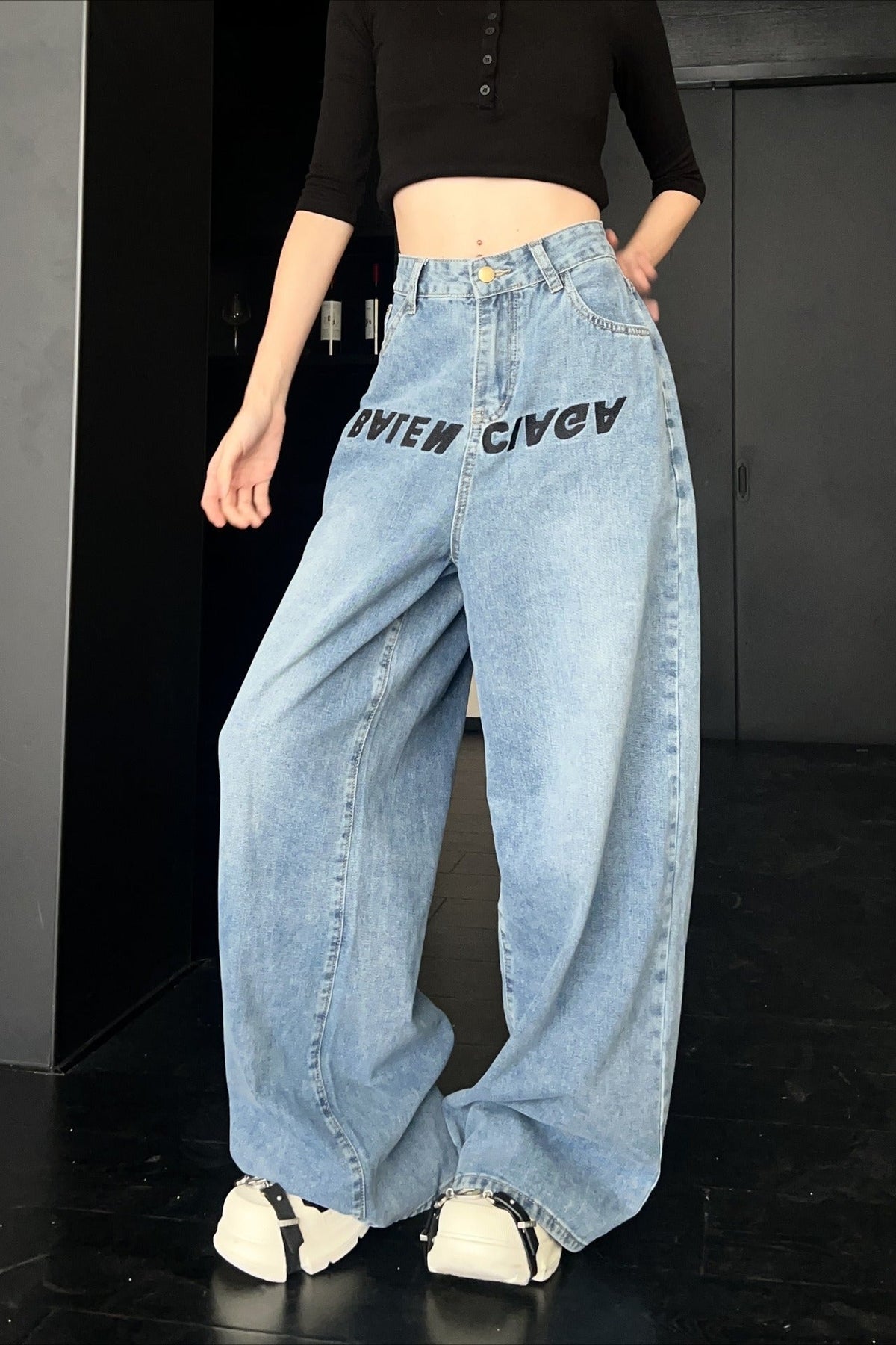 Light Wash Embroidered Baggy Jeans
