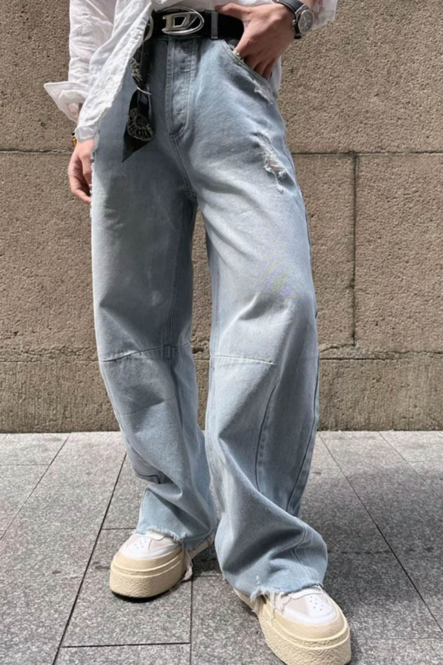 Light Wash Cropped Boyfriend Jeans