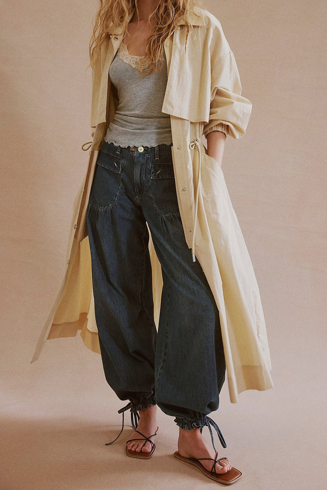 Mid Rise Tapered Vintage Relaxed Jeans