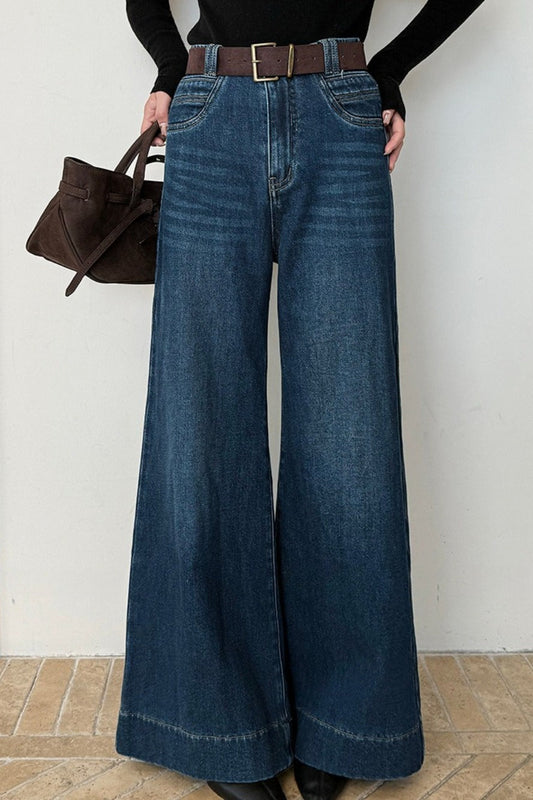 Washed Cropped Relaxed Jeans