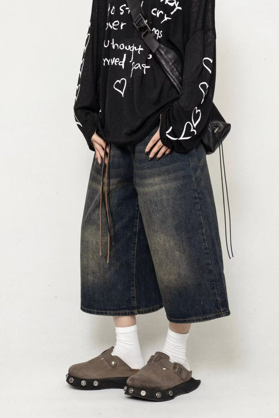 Cropped Wide Leg Vintage Distressed Jeans
