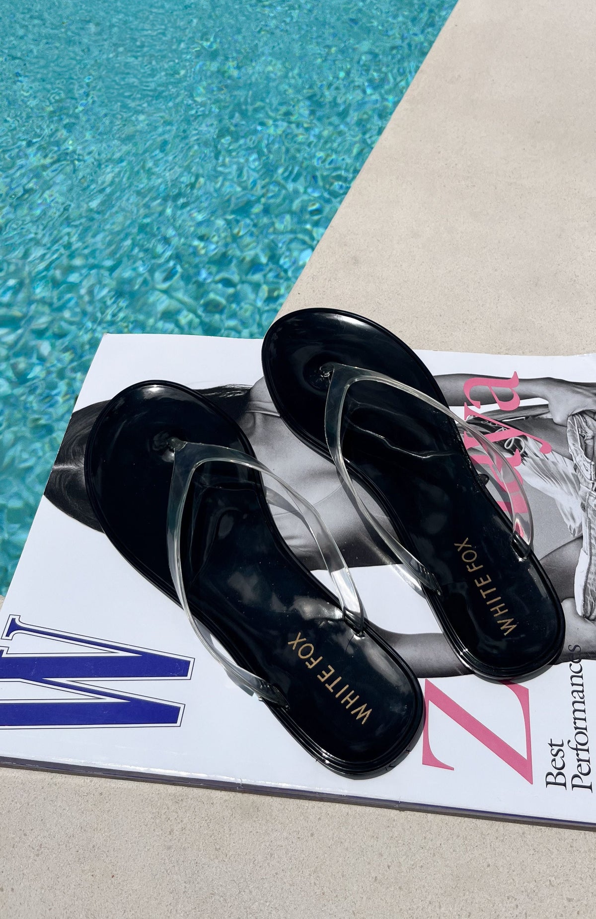 Dean Jelly Thong Sandals Black/Clear