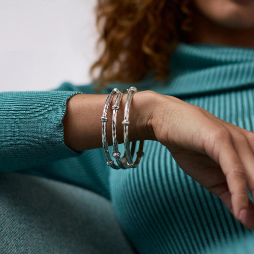 Savannah Bangle - Silver - M