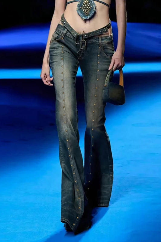 Rivet Stitch Low Rise Flared Jeans