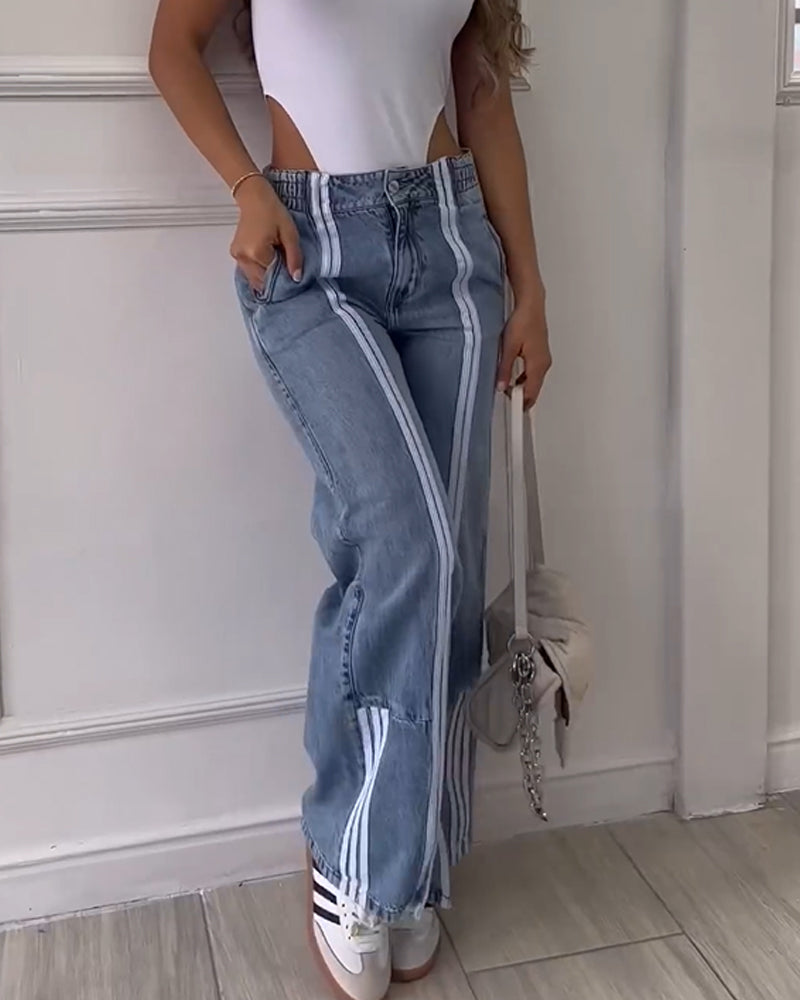 Loose High-Waisted Jeans With Vertical Slits