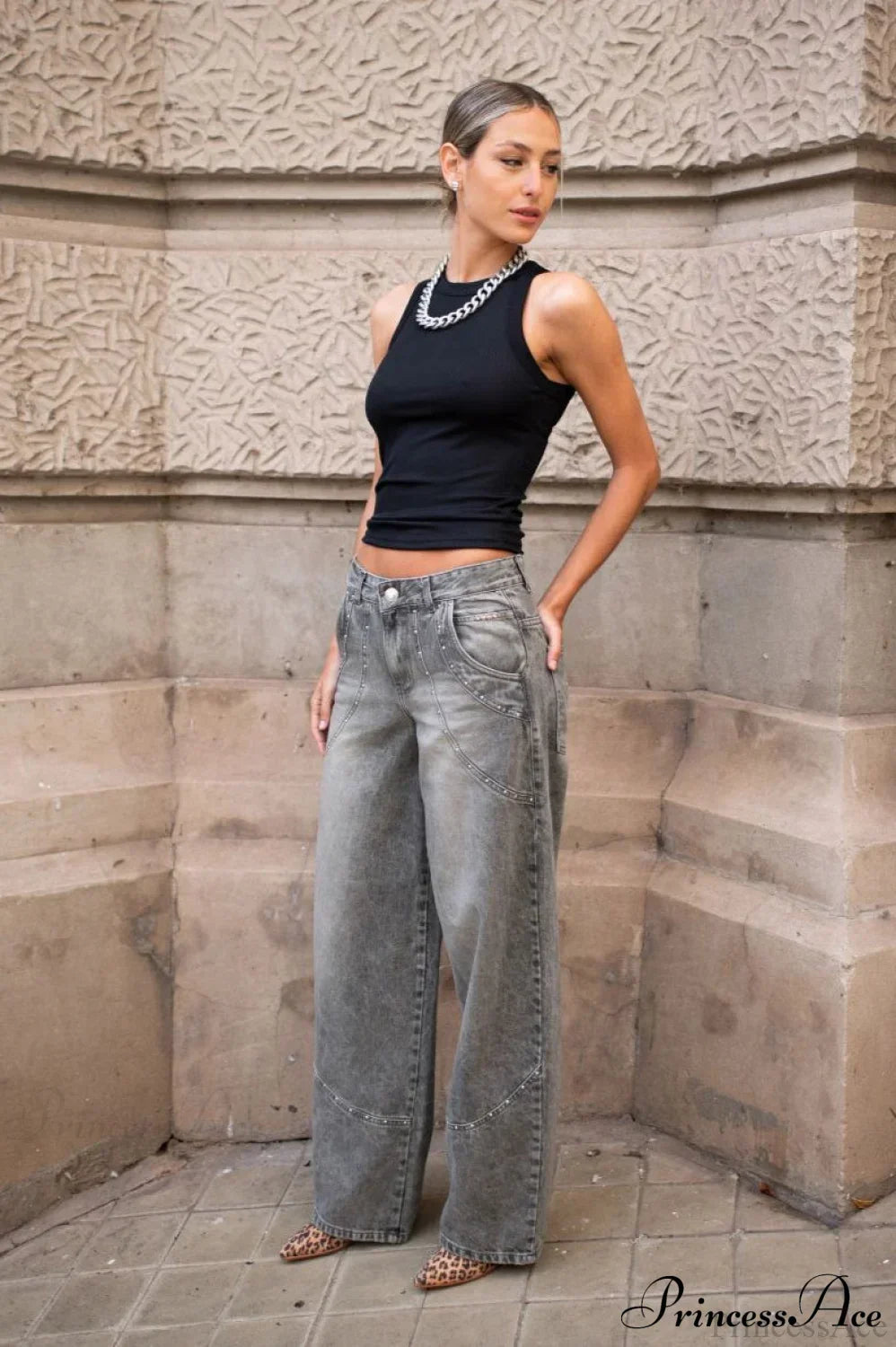 Low Waisted Relaxed Rhinestone Straight Jeans