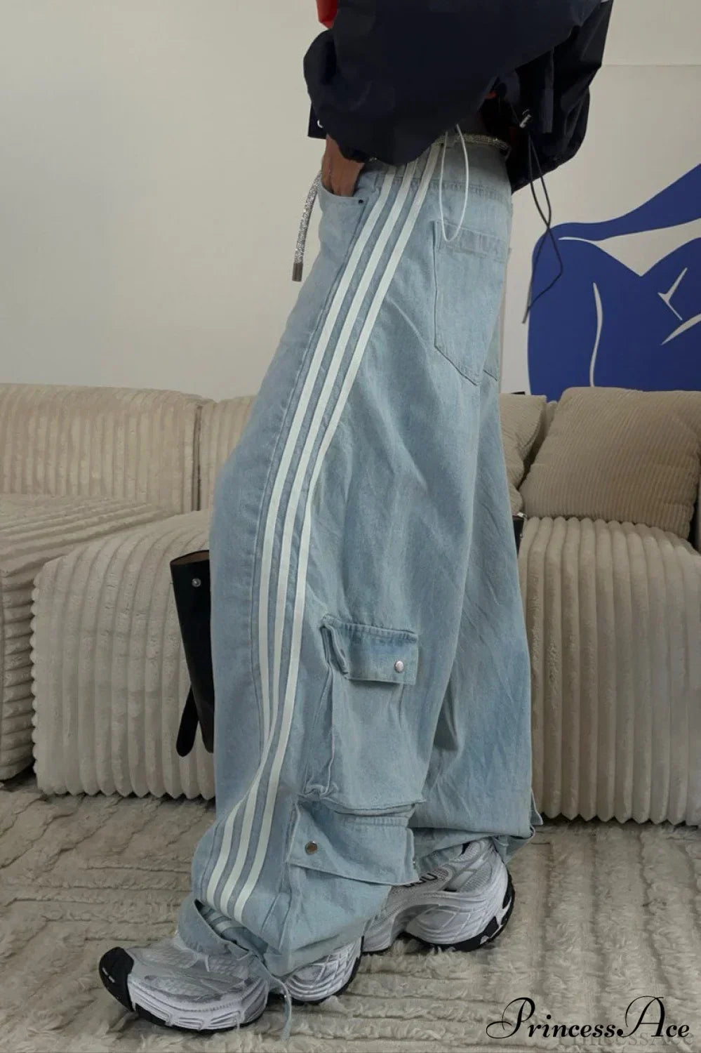 Low Waisted Striped Flowy Wide Leg Jeans