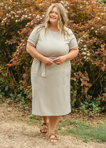 Lennox Classic Midi Dress - 46"