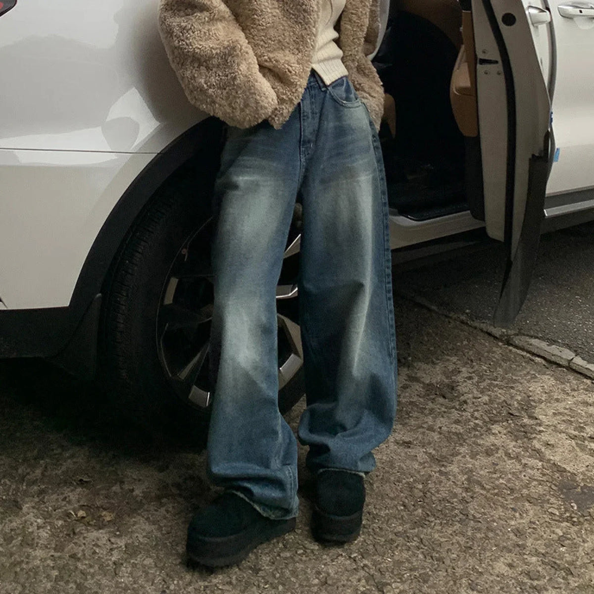 Vintage Blue Graceful Wash Boyfriend Jeans