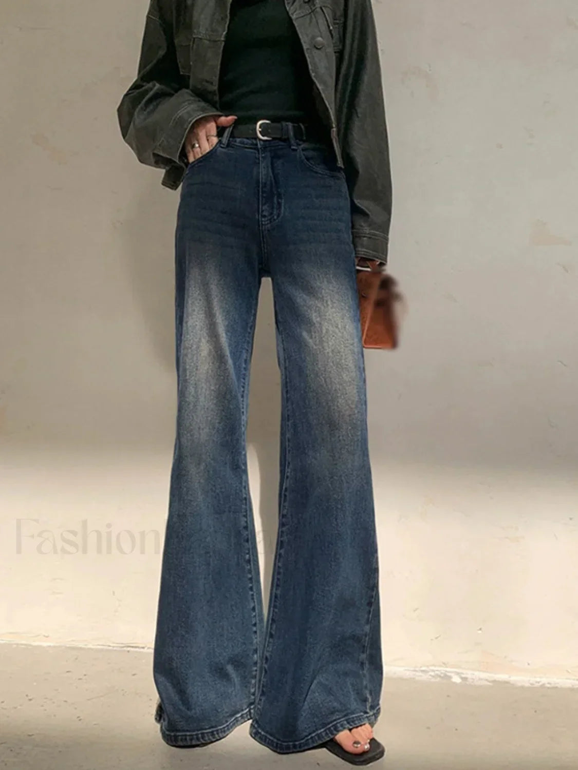 Vintage Low Rise Washed Wide Leg Jeans