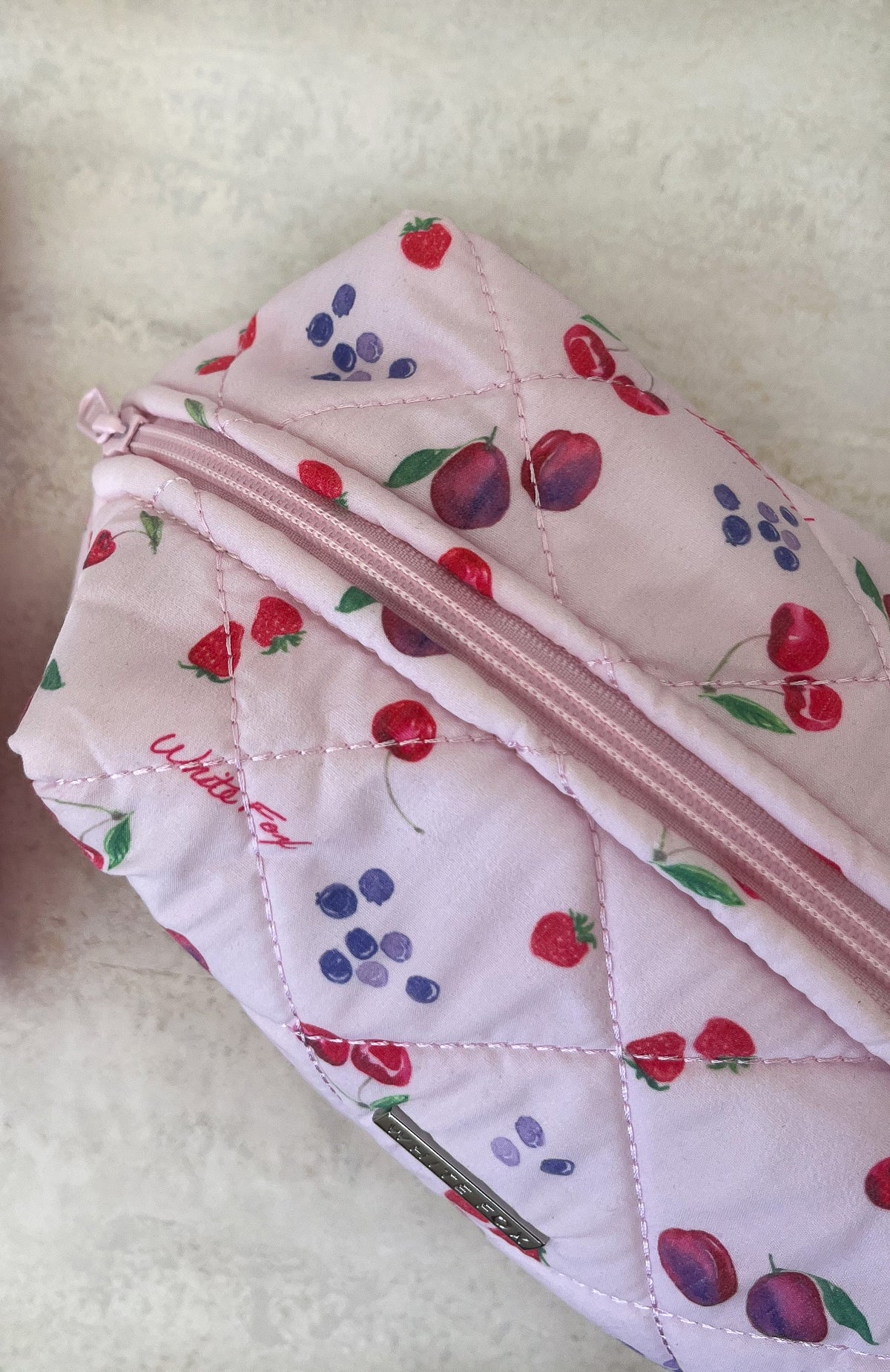 Getting Ready Cosmetic Bag Pink Berries