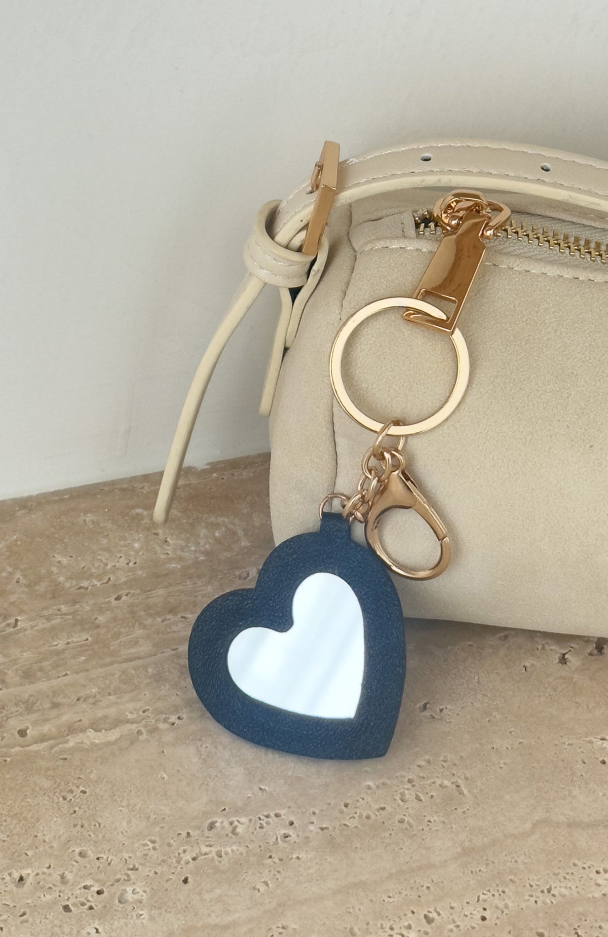 Haven Keychain Black