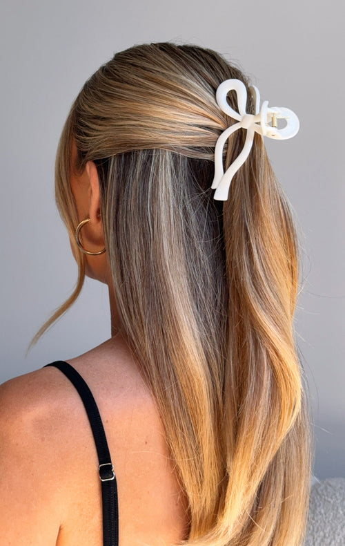 Milena Hair Clip Cream