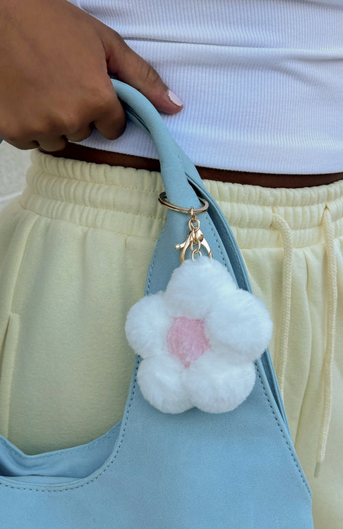Petal Keychain White/Pink